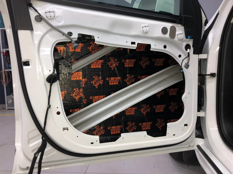 Шумоизоляция двери 2 Volvo XC90 2021